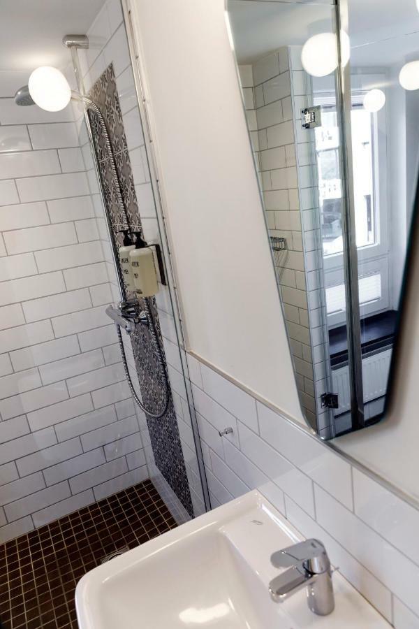 Koncept Hotel Zum Kostbaren Blut โคโลญ ภายนอก รูปภาพ